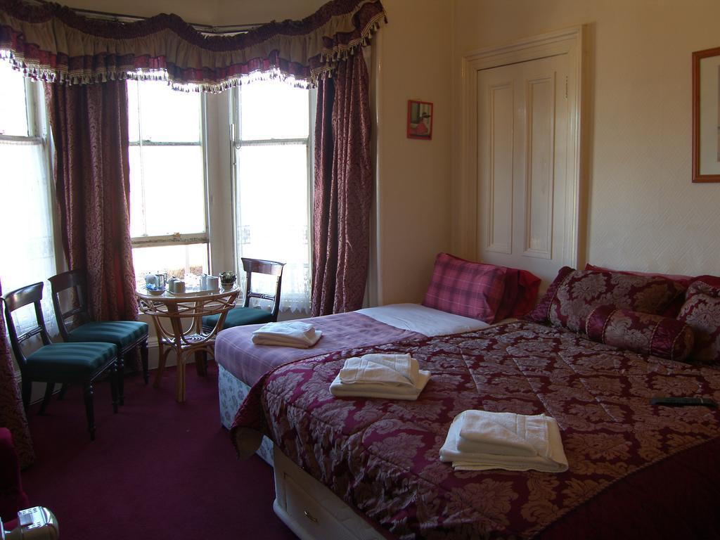Regis Guest House Edinburgh Oda fotoğraf