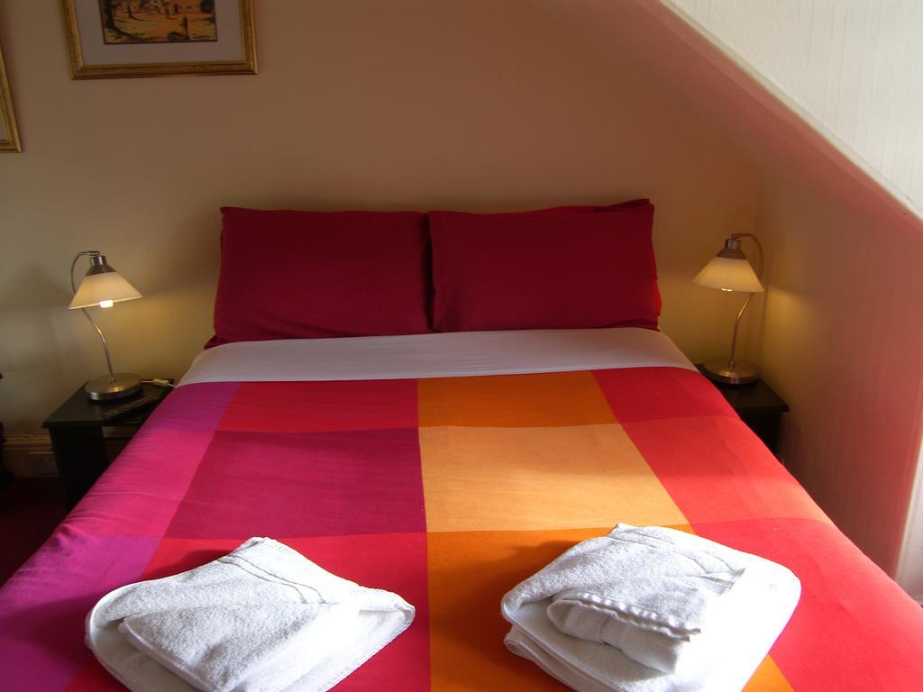 Regis Guest House Edinburgh Oda fotoğraf